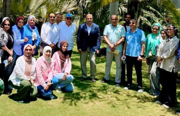 رئيس هيئة تنمية الصعيد يزور حديقة مظهر النباتية لبحث شراكات بيئية جديدة