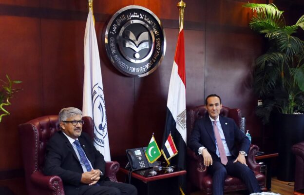 مصر وباكستان تبحثان جذب استثمارات جديدة في قطاعات صناعية واعدة