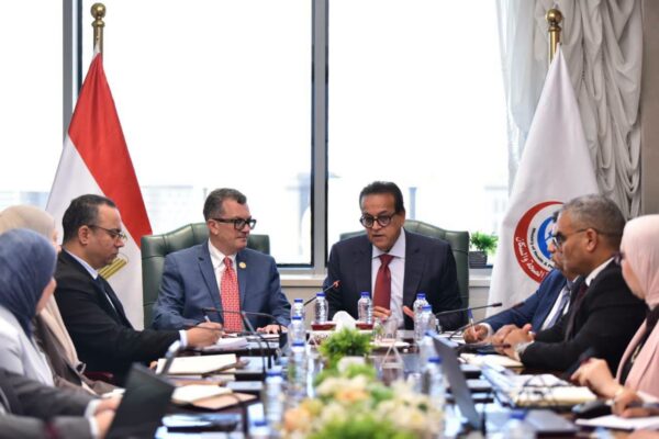 خطة جديدة لتطوير الصحة.. توسع في التأمين الشامل والتحول الرقمي والطب عن بُعد