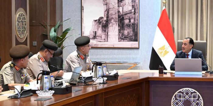 رئيس الوزراء: إنجاز المشروعات الخدمية يسهم في تحسين الخدمات ودفع التنمية بالمحافظات